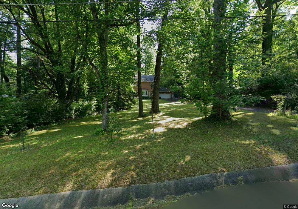 9710 Ashby Rd, Fairfax, VA 22031 - photo 1