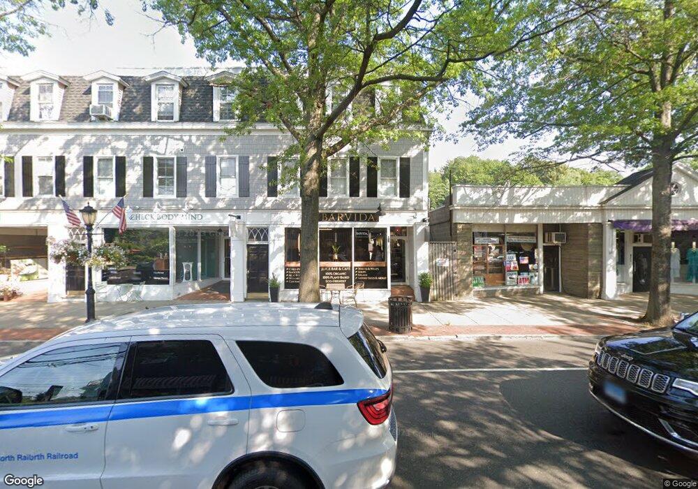 879 Post Rd unit 6820, Darien, CT 06820 - photo 1