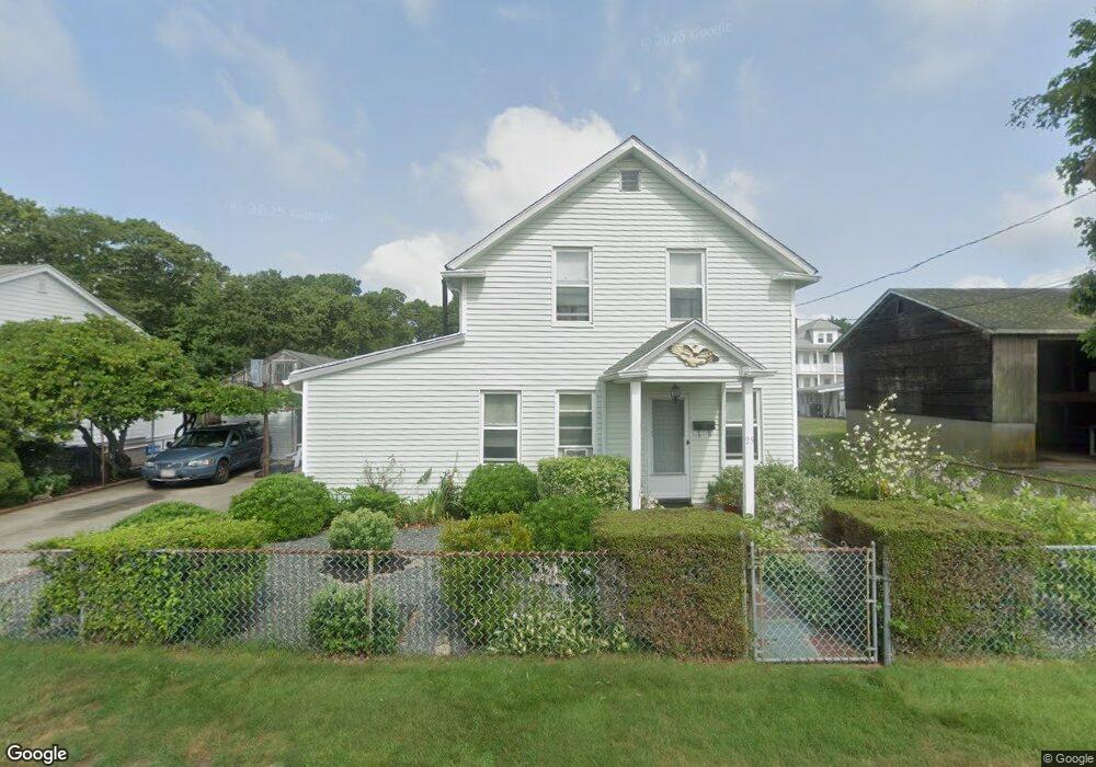 25 Smith St, South Dartmouth, MA 02748 - photo 1
