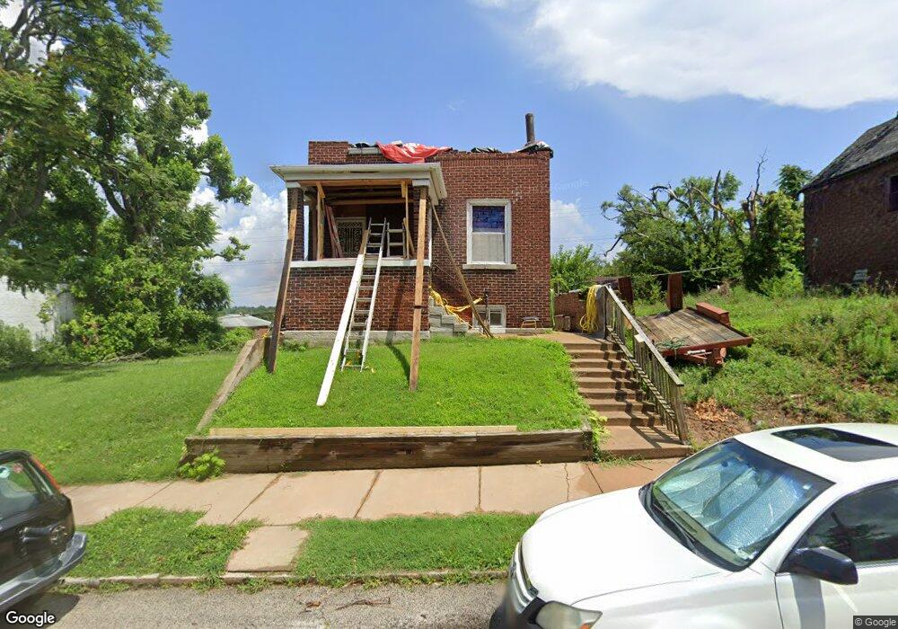 4469 Penrose St, Saint Louis, MO 63115 - photo 1