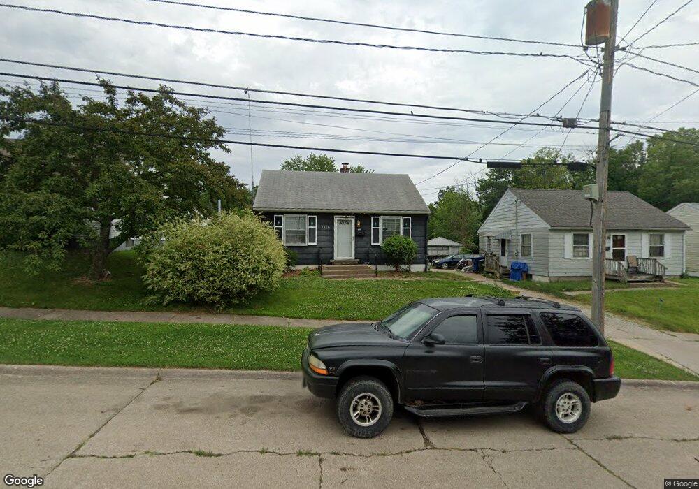 1611 Spring St, Davenport, IA 52803 - photo 1