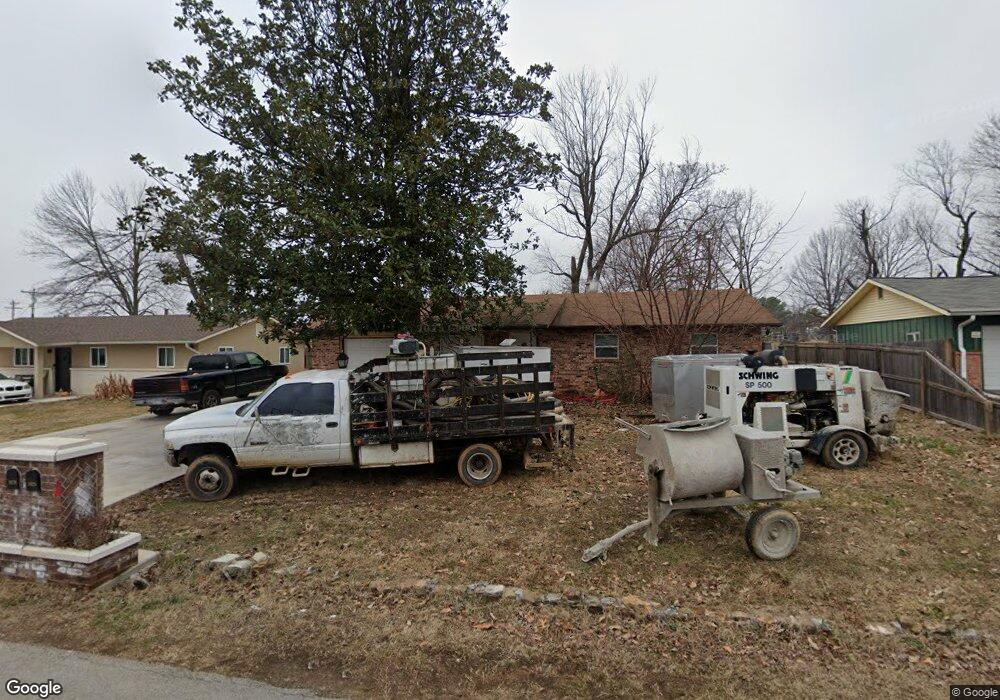 1826 Beth Dr, Rogers, AR 72758 - photo 1