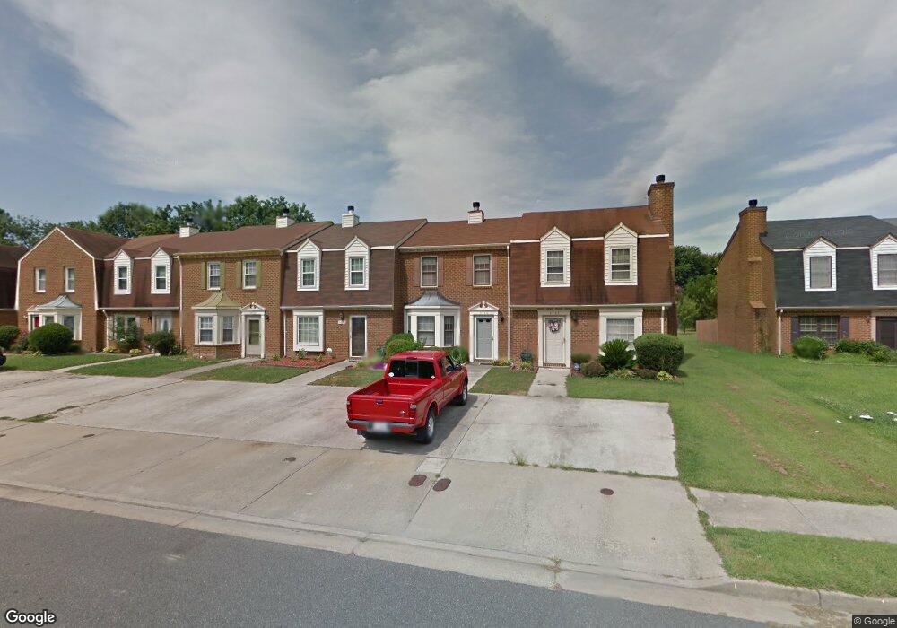 5700 Rivermill Cir, Portsmouth, VA 23703 - photo 1