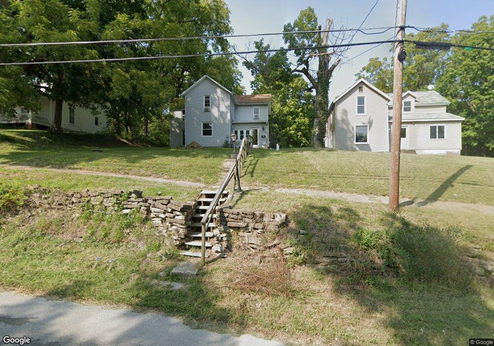 418 Locust St, Columbus Junction, IA 52738 - photo 1