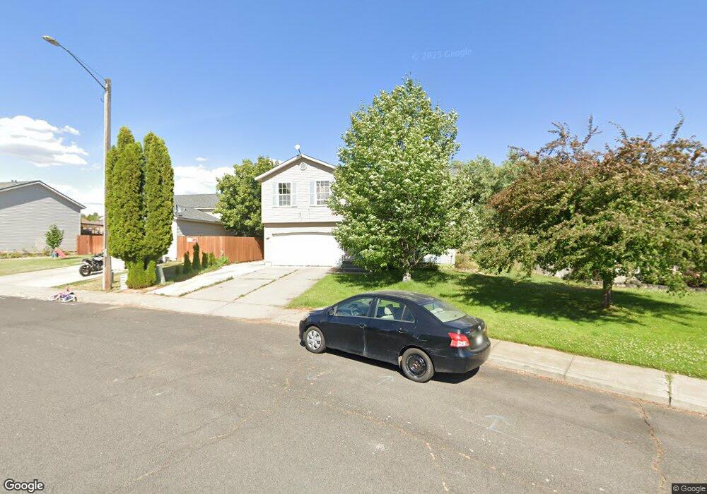 1010 N Christopher St, Medical Lake, WA 99022 - photo 1