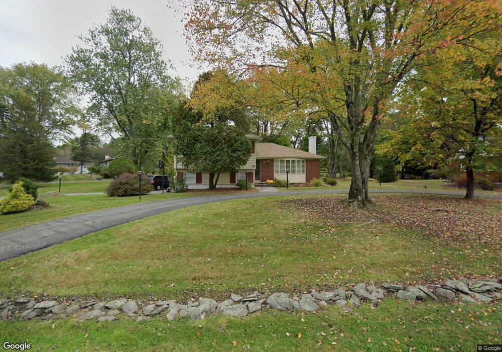 70 Round Hill Rd, Poughkeepsie, NY 12603 - photo 1