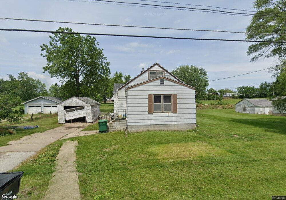 960 NE 43rd Ave, Des Moines, IA 50313 - photo 1