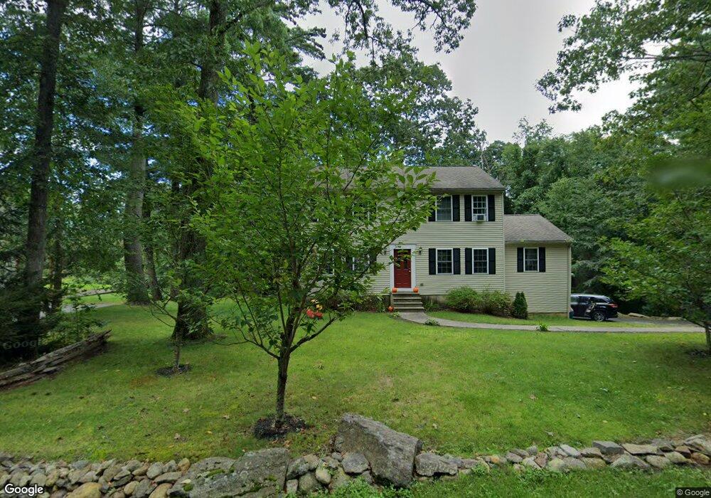 1105 Lebanon Hill Rd, Southbridge, MA 01550 - photo 1