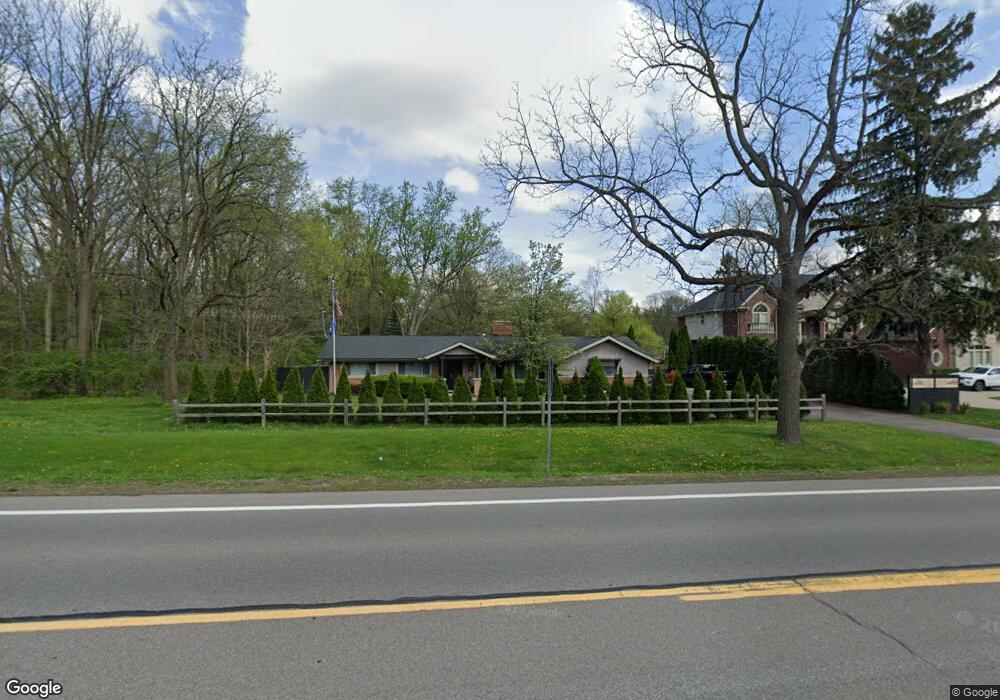 3124 Adams Rd, Troy, MI 48084 - photo 1