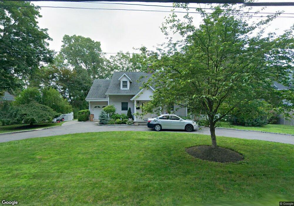 114 Grandview Ave, Nanuet, NY 10954 - photo 1