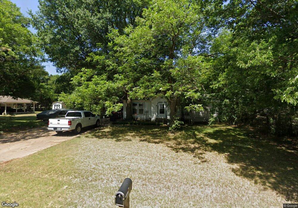 2005 Liberty St, Bonham, TX 75418 - photo 1