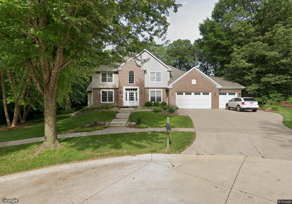 3602 River Ridge Ct NE, Cedar Rapids, IA 52402 - photo 1