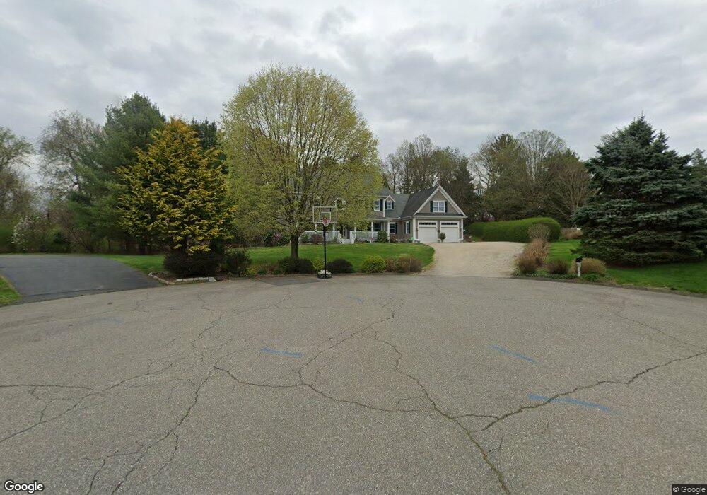 687 Heritage Hill Rd, Orange, CT 06477 - photo 1