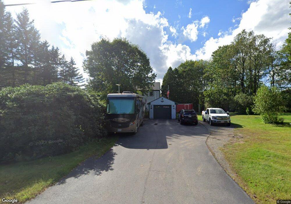 533 W Elm St, Yarmouth, ME 04096 - photo 1