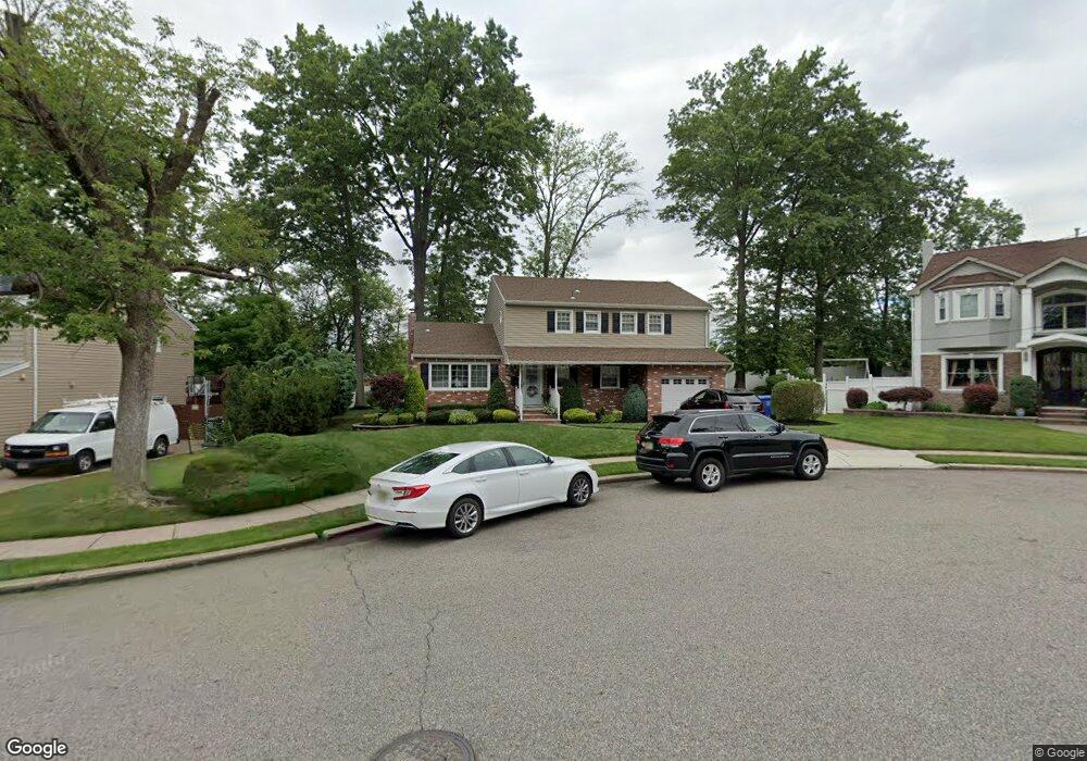 22 Christopher Ln, Colonia, NJ 07067 - photo 1