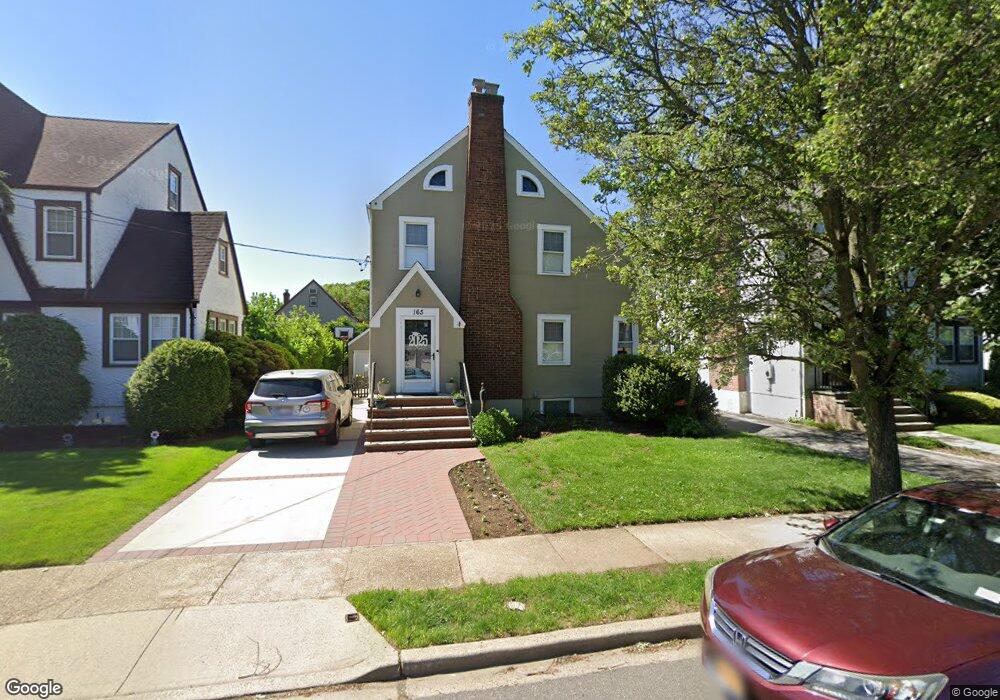 165 Groton Place, West Hempstead, NY 11552 - photo 1