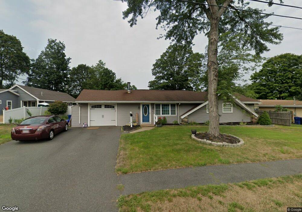 32 Coolidge Rd, Danvers, MA 01923 - photo 1