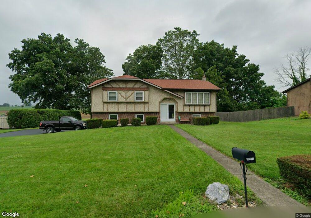 7551 Richard Ln, Bath, PA 18014 - photo 1