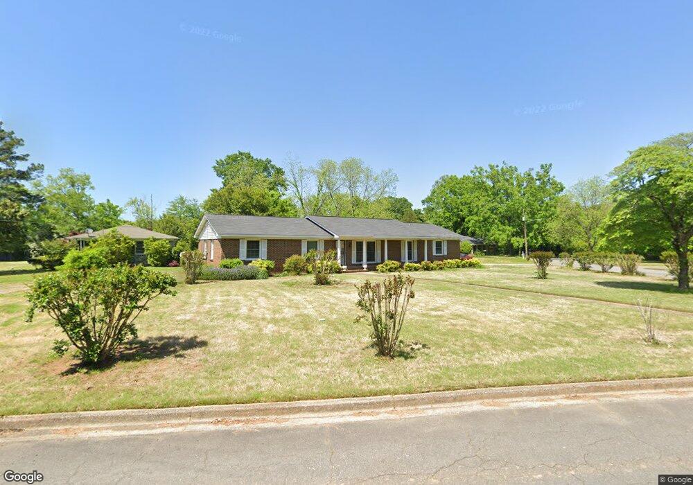 812 Springlake Cir NE, Birmingham, AL 35215 - photo 1