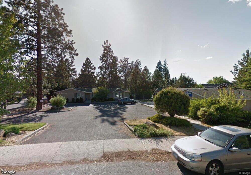 925 SE 2nd St, Bend, OR 97702 - photo 1