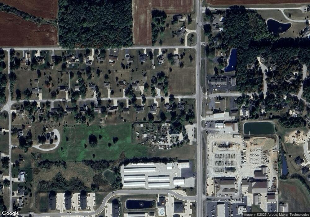 2924 E Center Dr, Bluffton, IN 46714 - photo 1