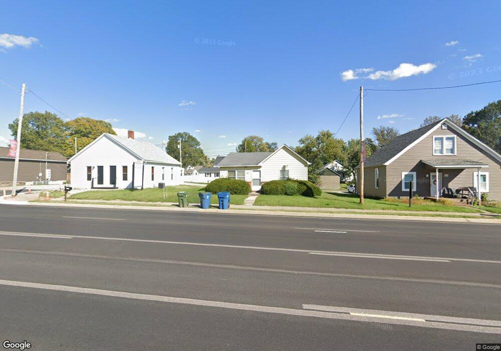 2204 S Center St, Maryville, IL 62062 - photo 1