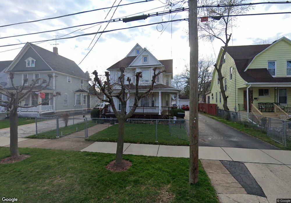 23 N Saint James St, Waukegan, IL 60085 - photo 1