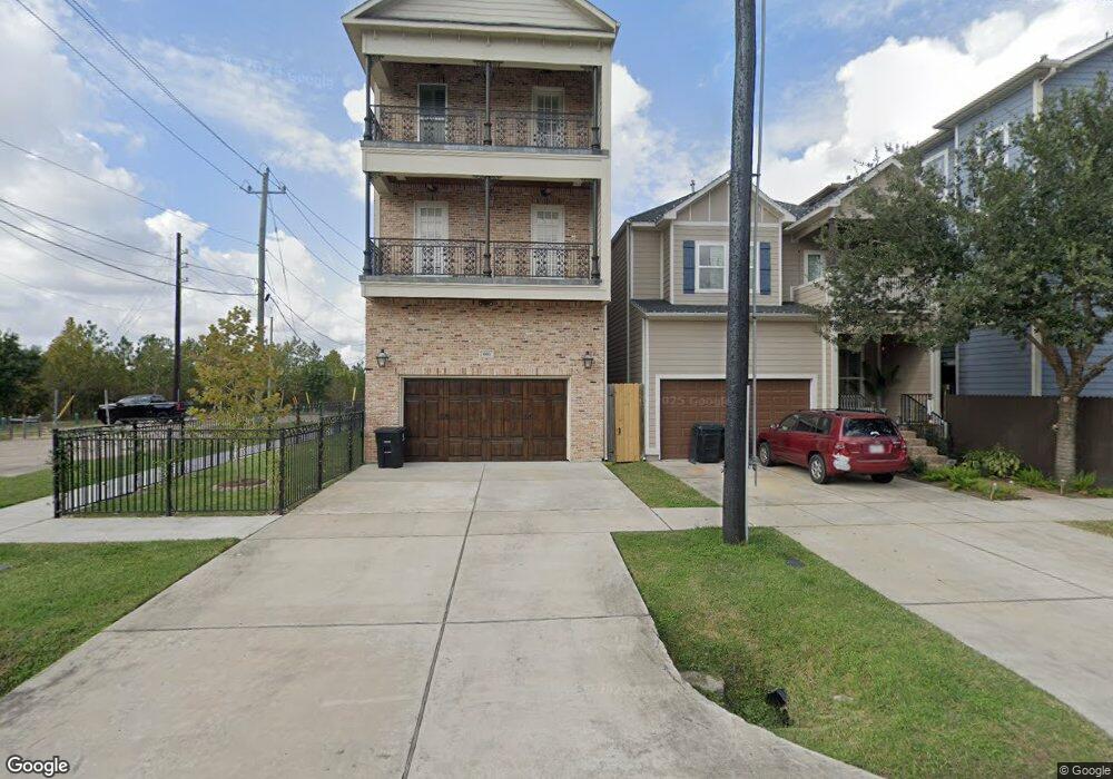 603 Rutland St, Houston, TX 77007 - photo 1