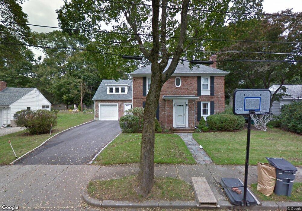 41 Warren Rd, Waban, MA 02468 - photo 1