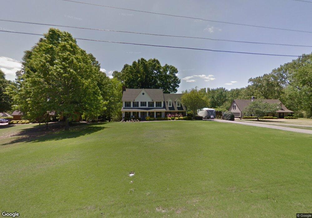 1075 Wooten Rd, Nesbit, MS 38651 - photo 1