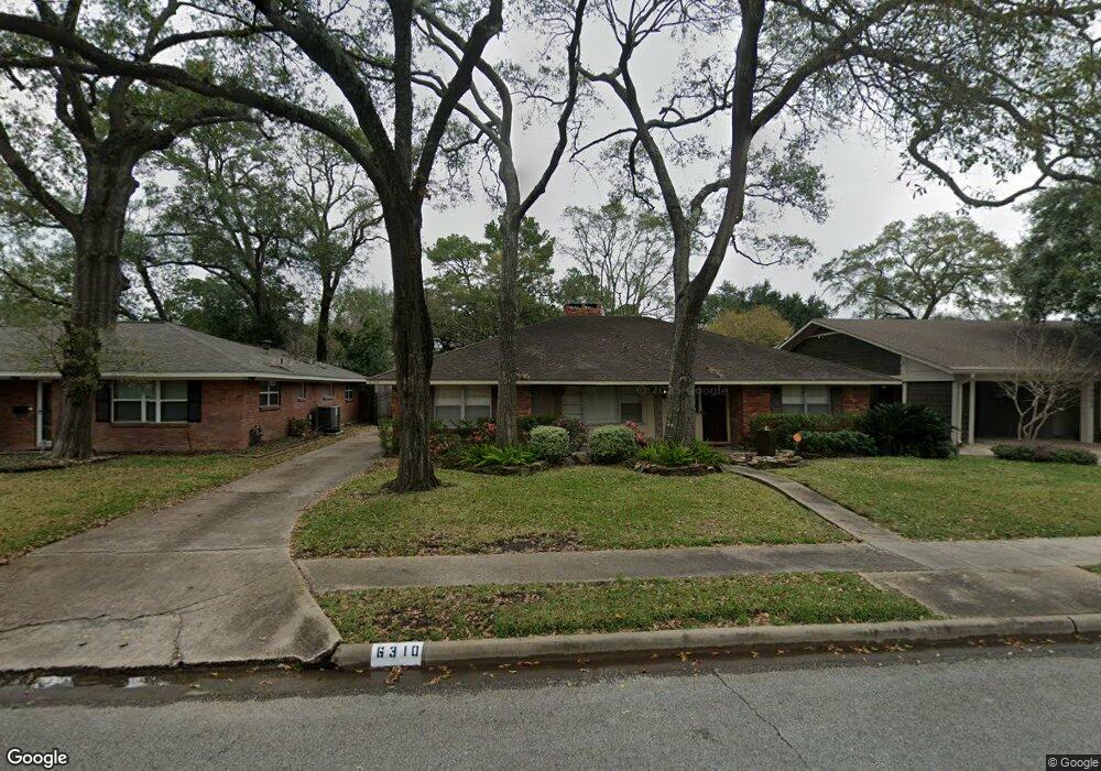 6310 Kury Ln, Houston, TX 77008 - photo 1
