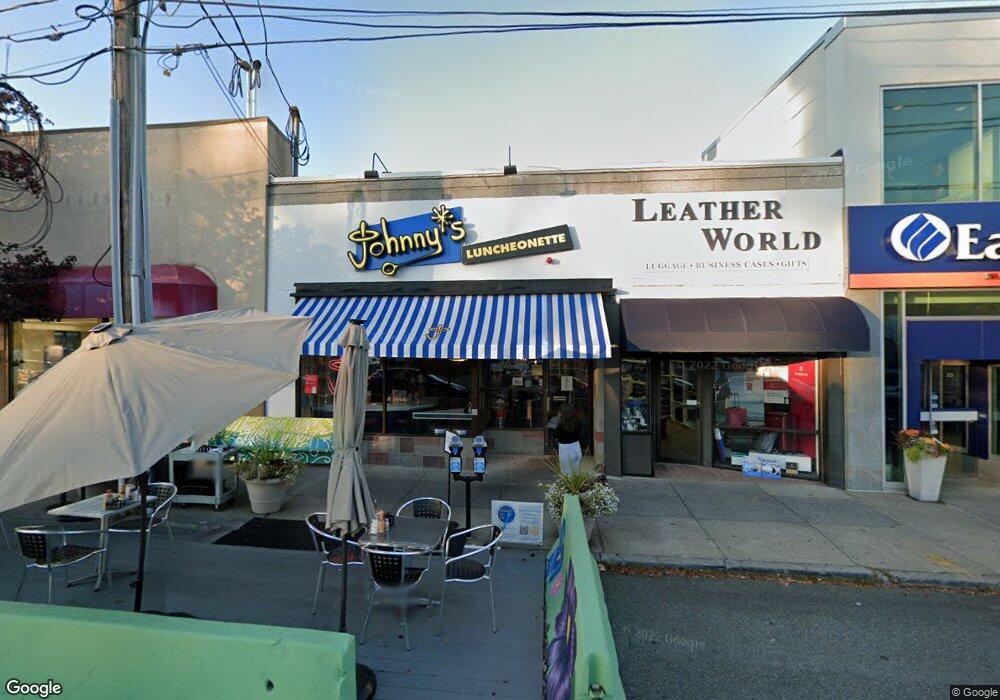 30 Langley Rd unit 30, Newton, MA 02459 - photo 1