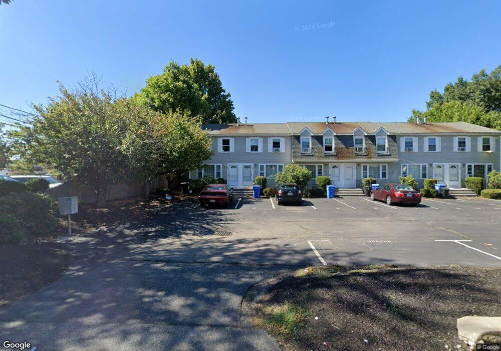 58 Grant St unit 58, Waltham, MA 02451 - photo 1