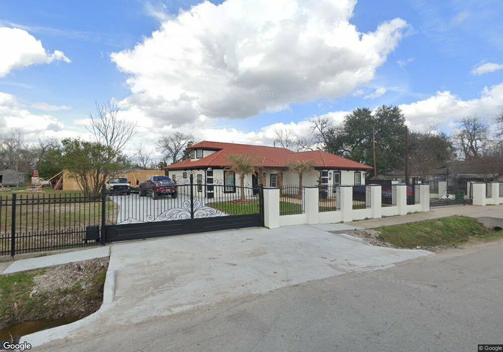 2635 Turner Dr, Houston, TX 77093 - photo 1