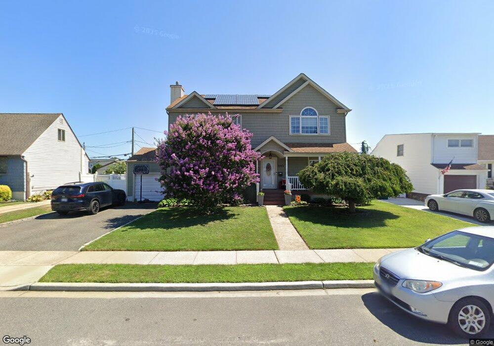 3983 Wellwood Rd, Seaford, NY 11783 - photo 1