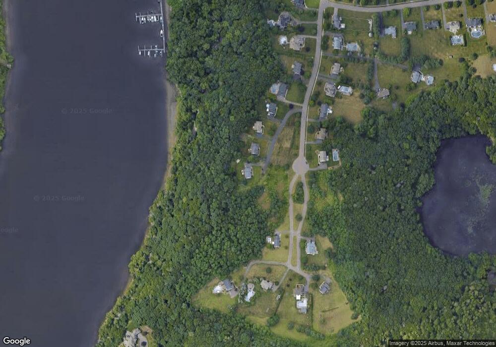 233 Bluff Point Rd, South Glastonbury, CT 06073 - photo 1