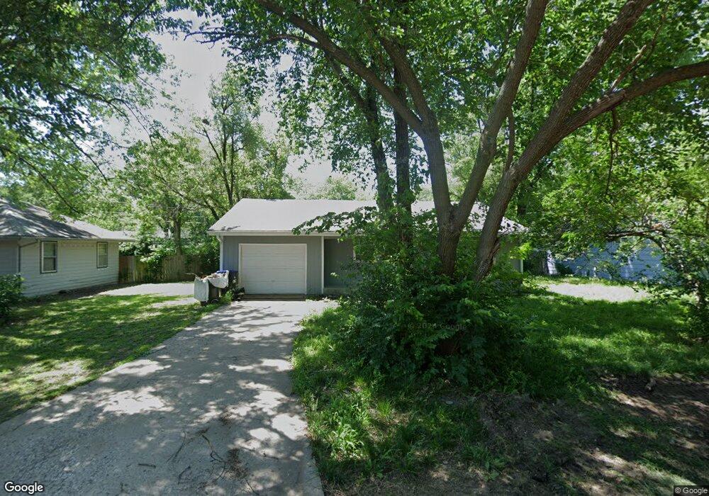2509 SW High Ave, Topeka, KS 66611 - photo 1