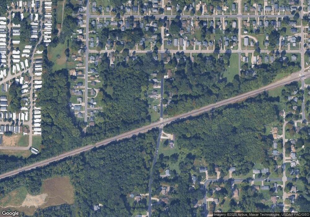 364 Chestnut St, Geneva, OH 44041 - photo 1