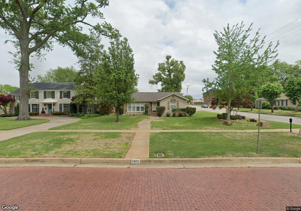 1620 S College Ave, Tyler, TX 75701 - photo 1