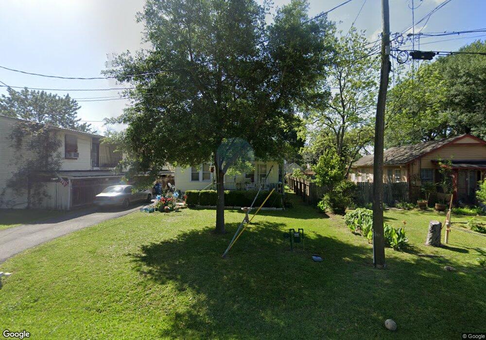 501 Percival St, Tomball, TX 77375 - photo 1