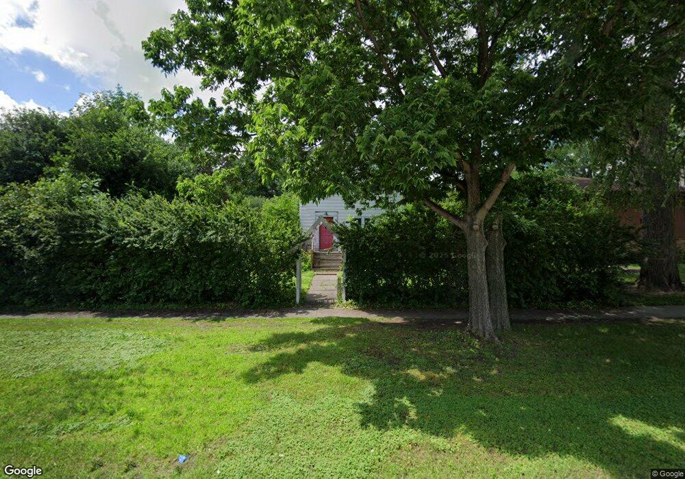 611 10th St S, Fargo, ND 58103 - photo 1