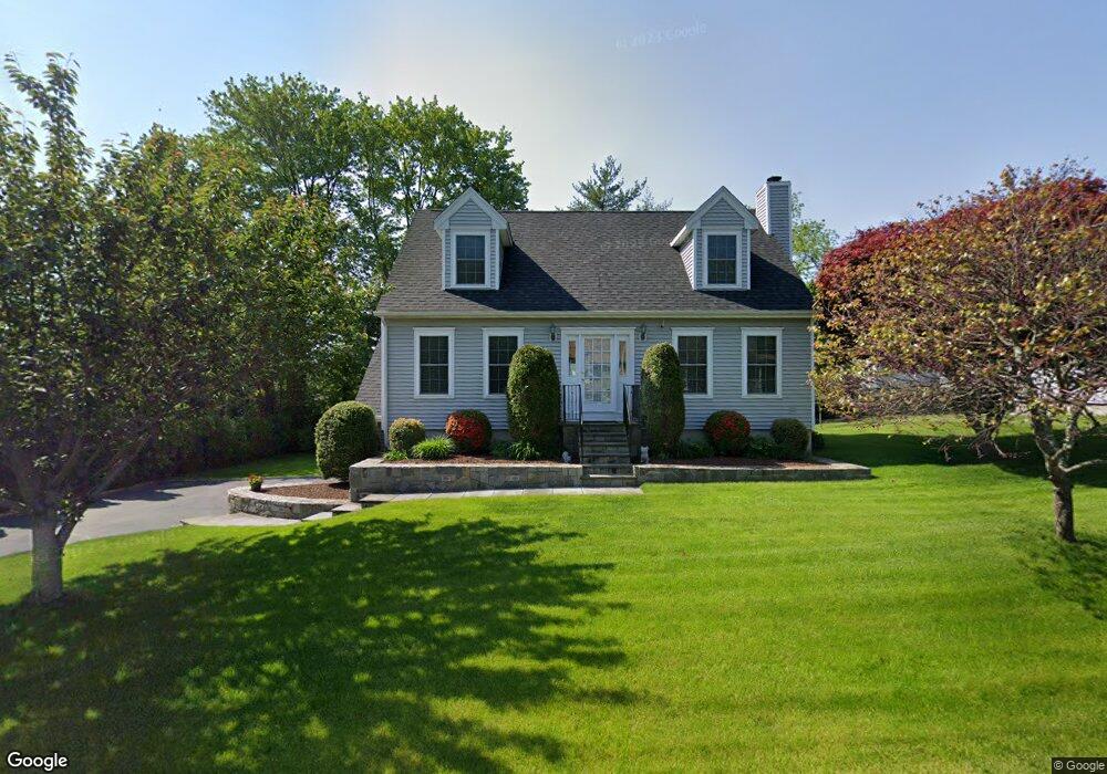 21 Hickory St, Trumbull, CT 06611 - photo 1