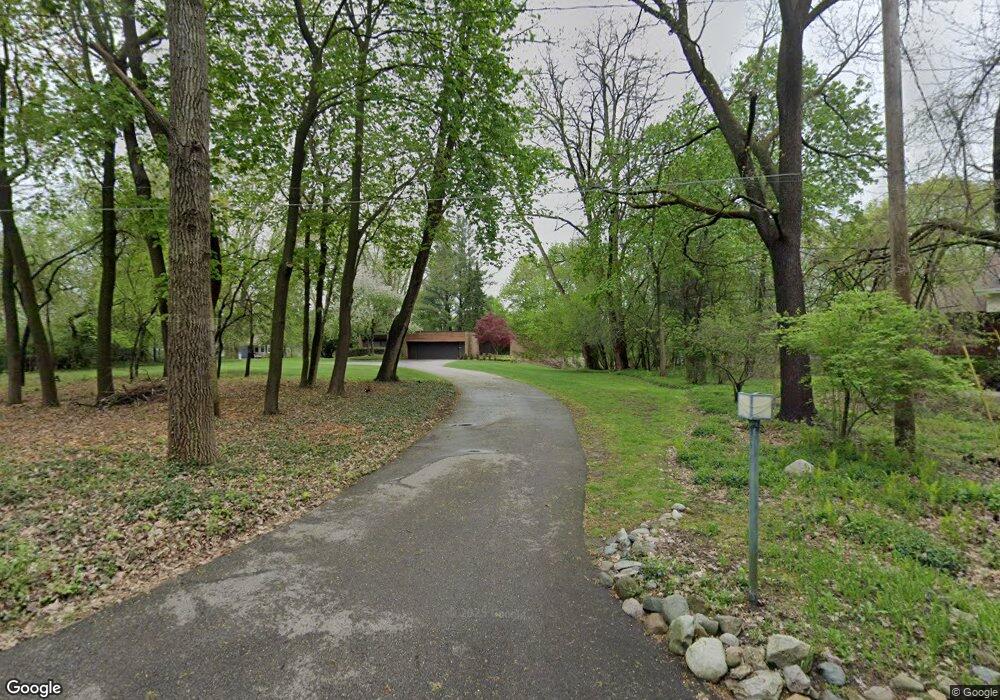 3300 BlooMcRest Dr, Bloomfield Hills, MI 48304 - photo 1