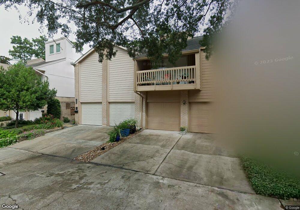 10134 Valley Forge Dr unit 6, Houston, TX 77042 - photo 1