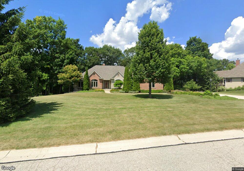 N62W27451 Trappers Run, Sussex, WI 53089 - photo 1