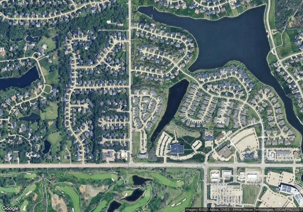 14100 Pinnacle Pt Dr unit 305, Clive, IA 50325 - photo 1