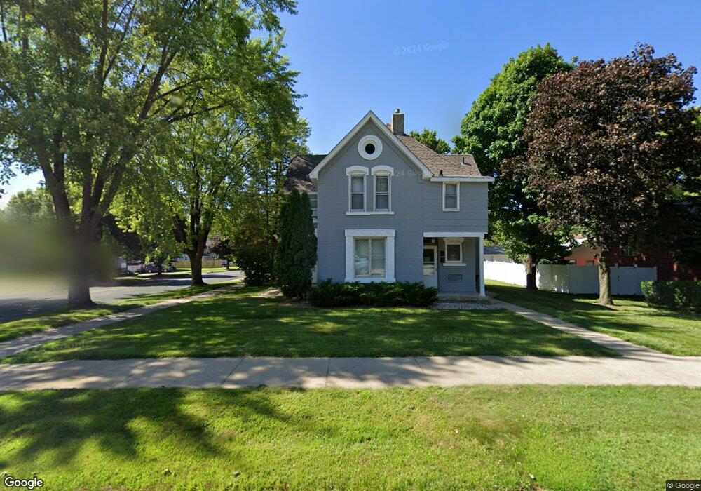 1114 N 5th St unit 4, Mankato, MN 56001 - photo 1