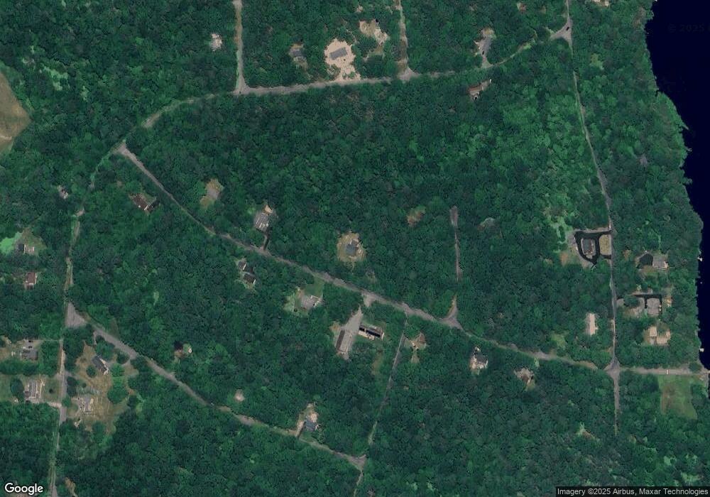 115 Clubhouse Dr, Hawley, PA 18428 - photo 1