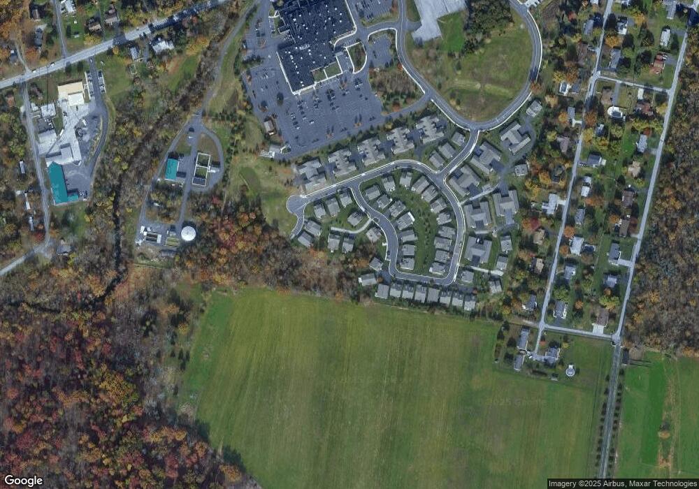 8 Blackthorn Ct unit S15, Gettysburg, PA 17325 - photo 1