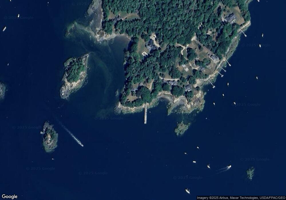 740 Wolfes Neck Rd, Freeport, ME 04032 - photo 1